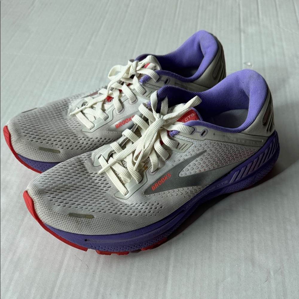 Brooks Adrenaline 22 Women's Running Shoes Purple Size 8.5 B